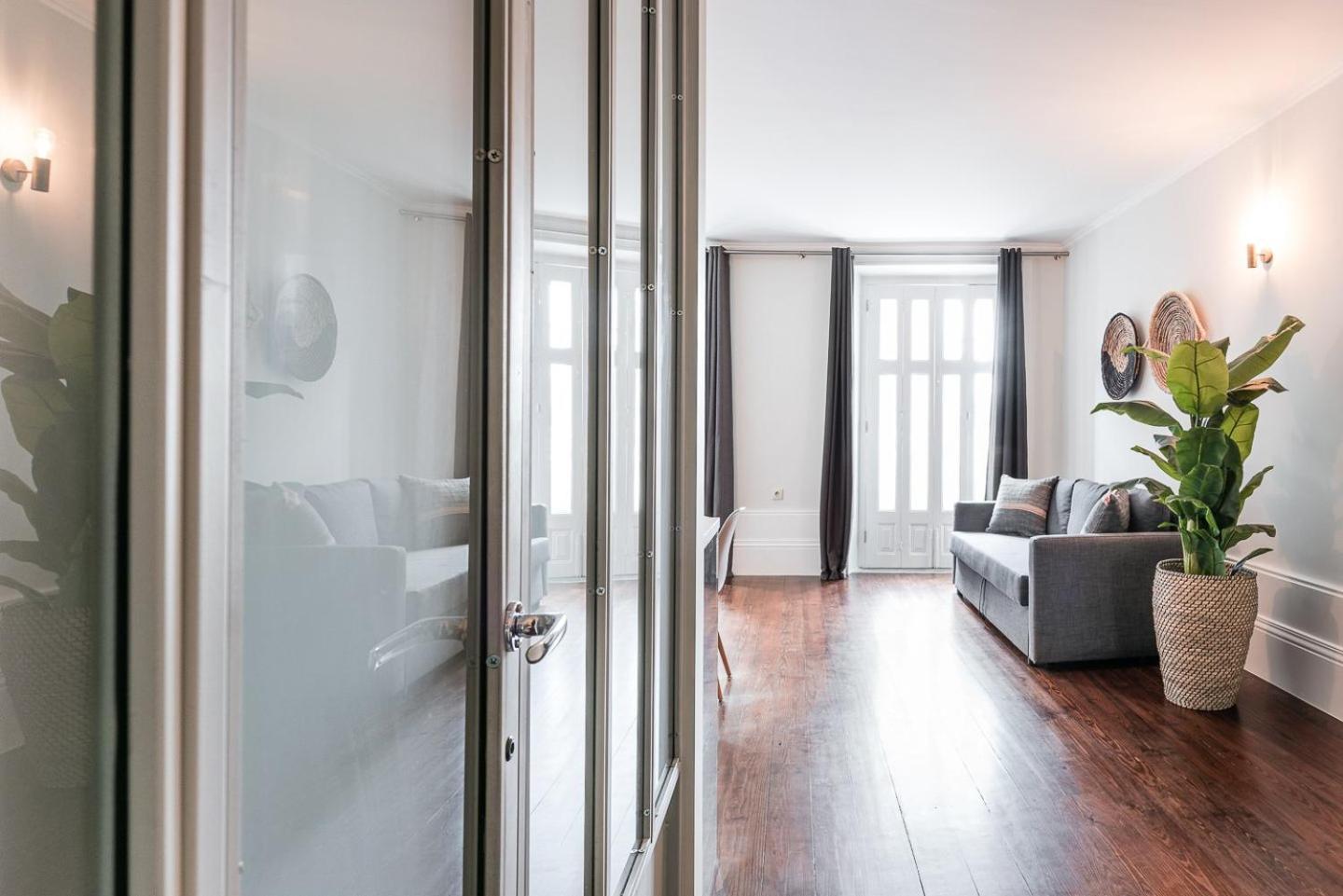 Апартаменты Guestready - Bourse Boutique Порту Экстерьер фото